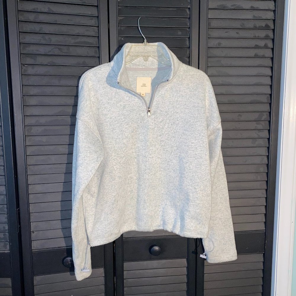 Cropped quarter zip sweatshirt light grey